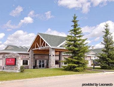 & 3* Stony Plain