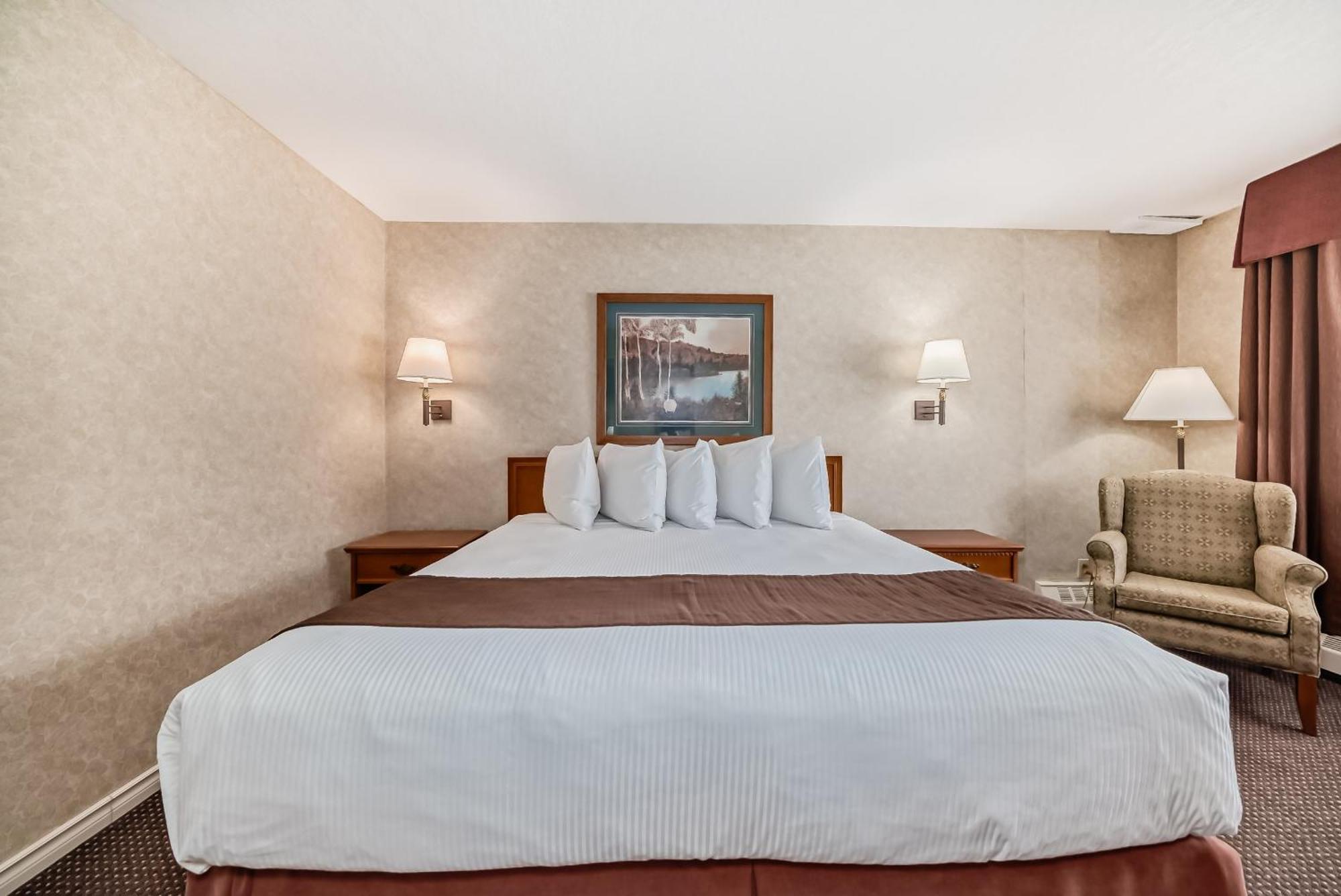& Hotel 3*