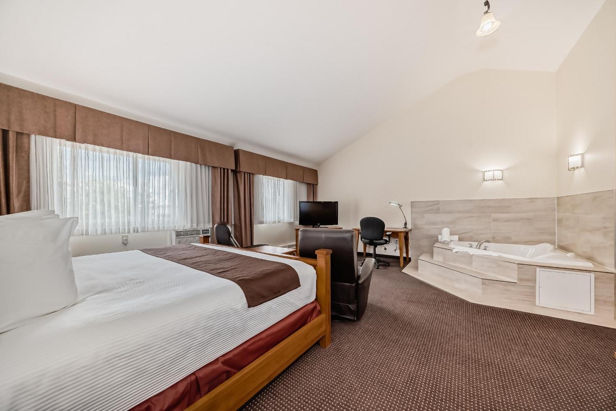 & Hotel Stony Plain